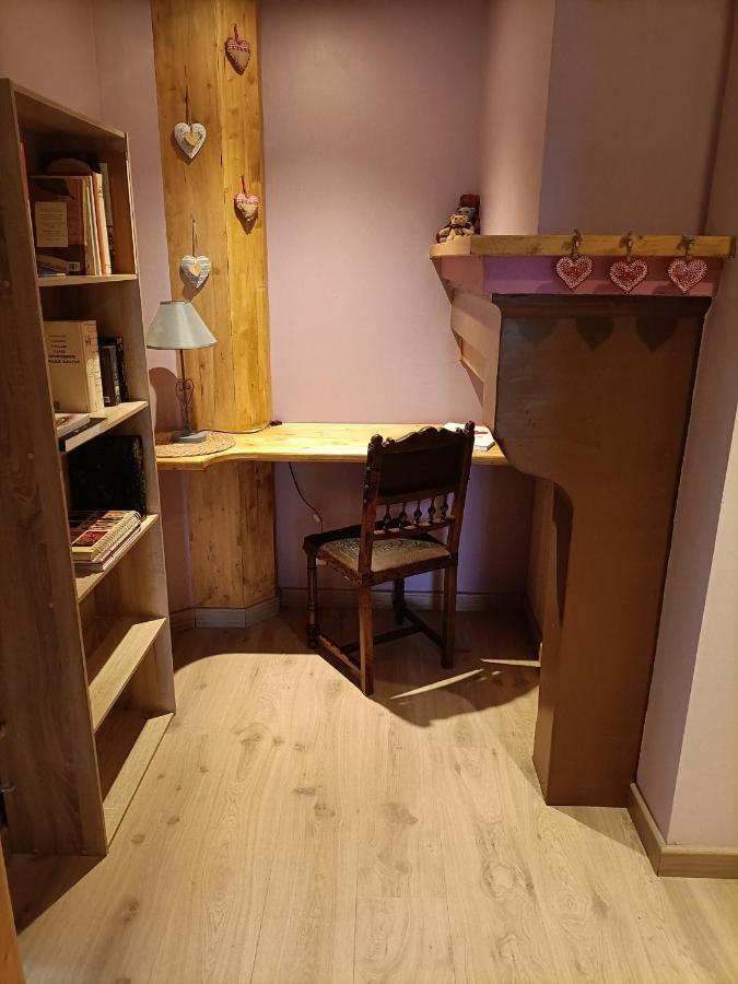Chez Ma Grand-mere *